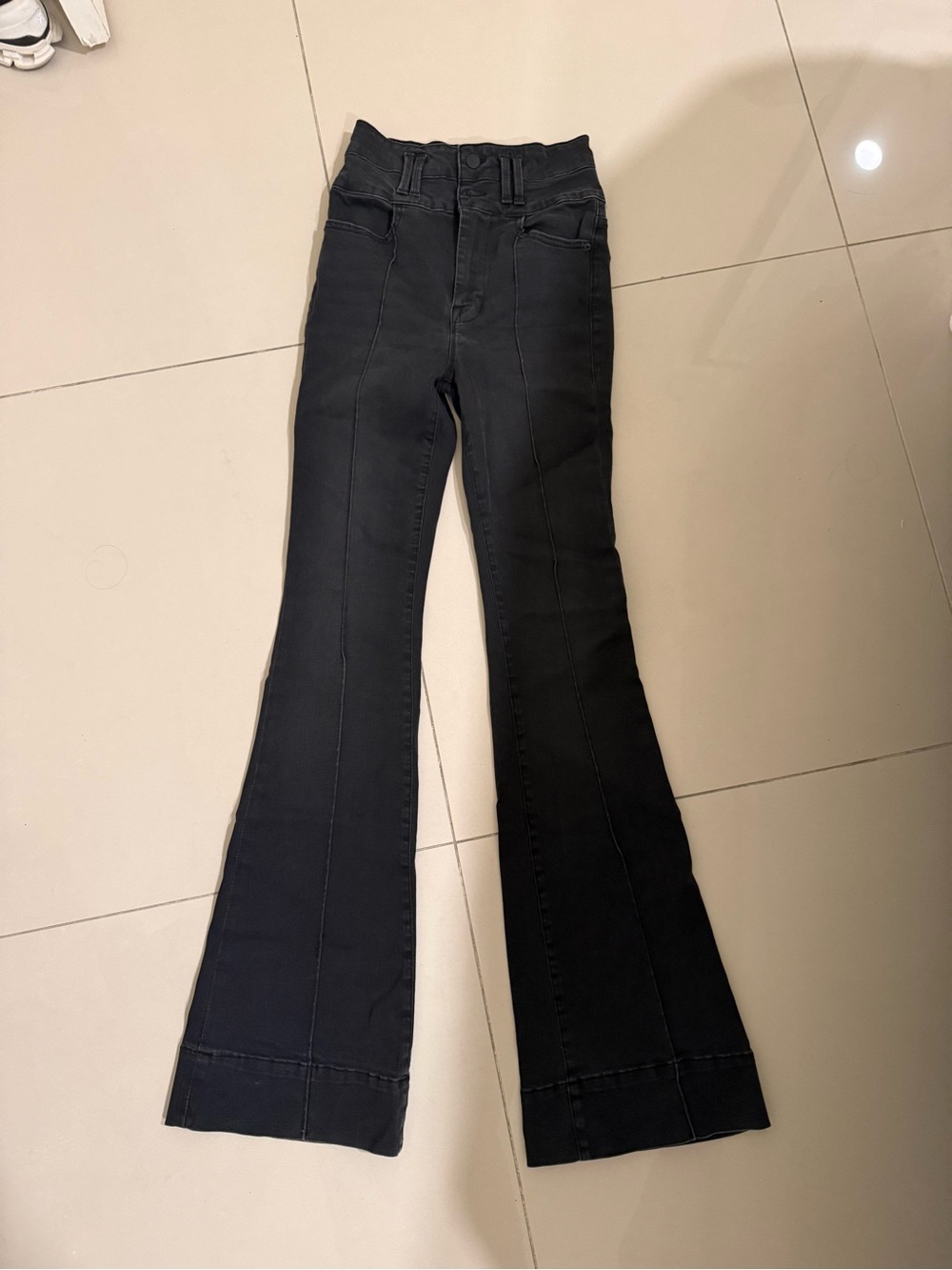 FRAME DENIM Black Flared High-Rise Jeans